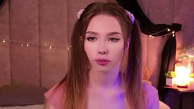 Sierra Fane online show from 09-14-25, 09:03