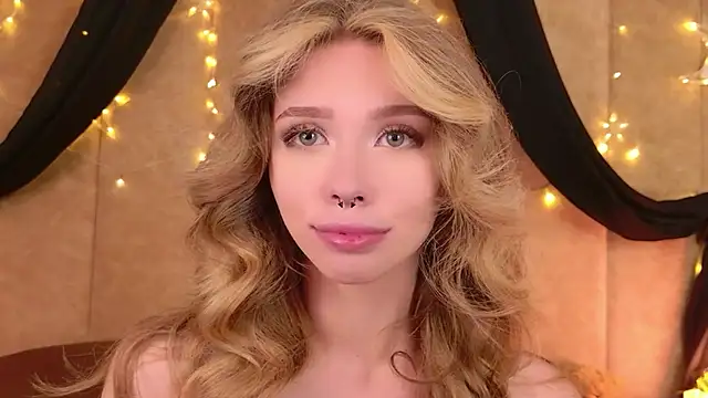 Sierra Fane online show from 05-31-26, 05:59