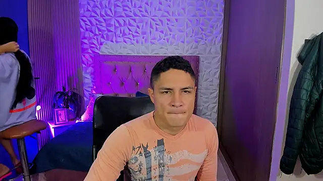 SaraClub JY online show from 10-07-25, 10:40