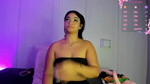 sasha riverss online show from 10-02-25, 08:16