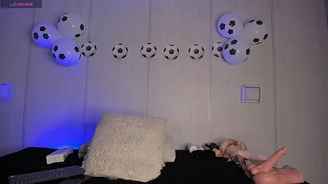 sasha riverss online show from 06-29-26, 04:30