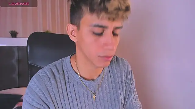 Allex Cano online show from 02-25-25, 12:24