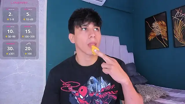 Snapshot of Allex_Cano chatting on 01-10-26, 07:26 Allex Cano online show from 01-10-26, 07:26