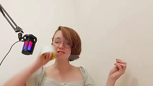 Elise Nyx online show from 10-06-25, 02:25