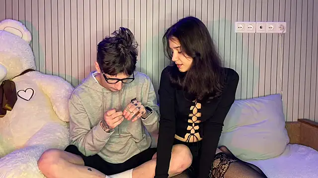 baby lesi online show from 03-15-26, 06:14