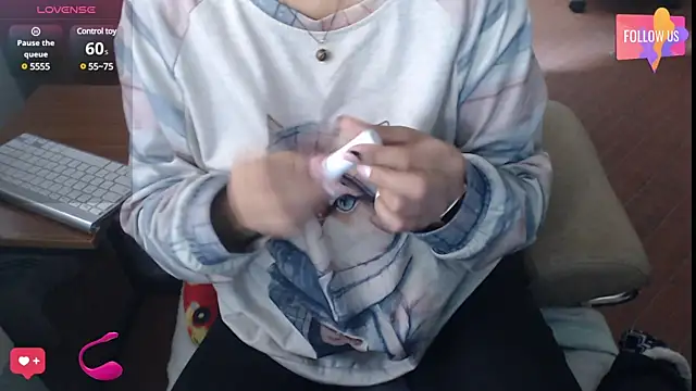 Snapshot of Sexyqueen_mature_ chatting on 03-08-25, 12:52 Sexyqueen mature online show from 03-08-25, 12:52