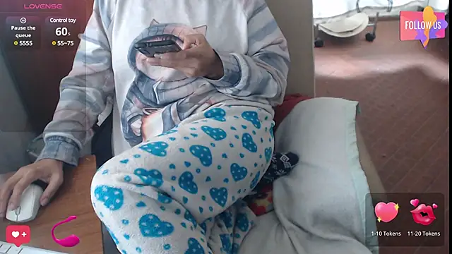 Snapshot of Sexyqueen_mature_ chatting on 03-11-25, 02:51 Sexyqueen mature online show from 03-11-25, 02:51