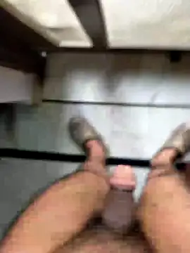 Snapshot of kris478 chatting on 11-21-25, 08:35 kris478 online show from 11-21-25, 08:35