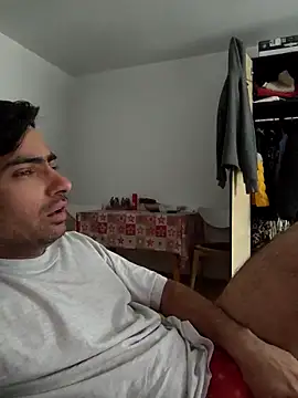 andreiiiii2025 online show from 04-30-26, 09:37