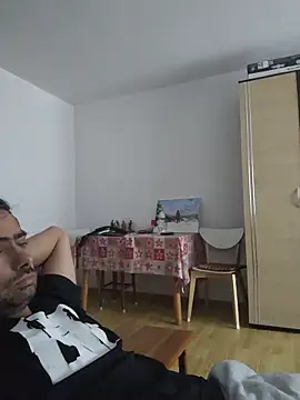 andreiiiii2025 online show from 06-15-26, 08:27