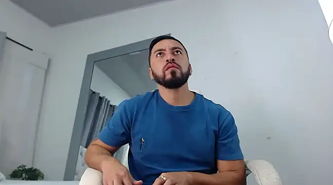 Snapshot of sebastian_colle chatting on 02-28-25, 12:09 sebastian colle online show from 02-28-25, 12:09