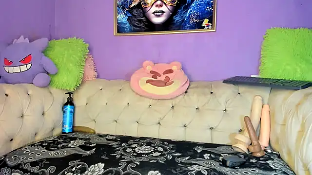 Snapshot of amydelahozgomez chatting on 11-27-25, 12:35 amydelahozgomez online show from 11-27-25, 12:35