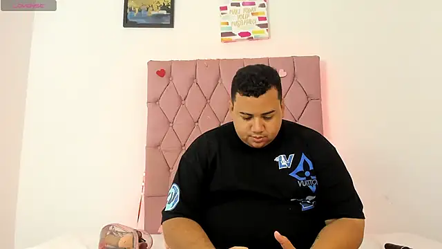 MICHAEL AND SHARON online show from 10-25-25, 04:20