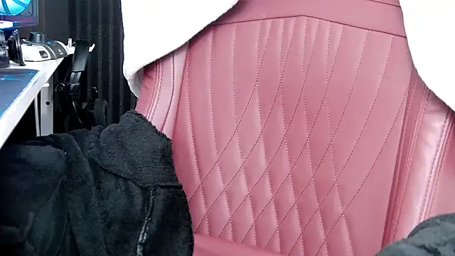 Snapshot of SophieRay92 chatting on 03-06-25, 05:54 SophieRay92 online show from 03-06-25, 05:54