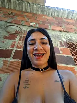 Snapshot of hot_veteran01 chatting on 10-18-25, 01:56 hot veteran01 online show from 10-18-25, 01:56