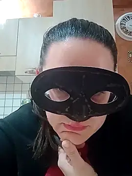 Snapshot of Dolcecurvy chatting on 02-28-25, 02:20 Dolcecurvy online show from 02-28-25, 02:20