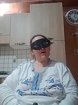 Snapshot of Dolcecurvy chatting on 03-14-25, 11:22 Dolcecurvy online show from 03-14-25, 11:22