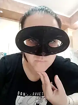 Snapshot of Dolcecurvy chatting on 09-17-25, 09:22 Dolcecurvy online show from 09-17-25, 09:22