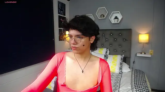 Snapshot of cheryl_bohareal chatting on 02-25-25, 07:14 cheryl bohareal online show from 02-25-25, 07:14