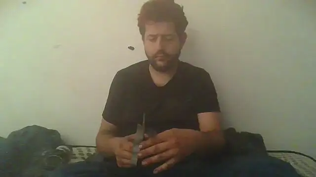 Snapshot of kinkyfag94 chatting on 09-28-25, 06:13 kinkyfag94 online show from 09-28-25, 06:13