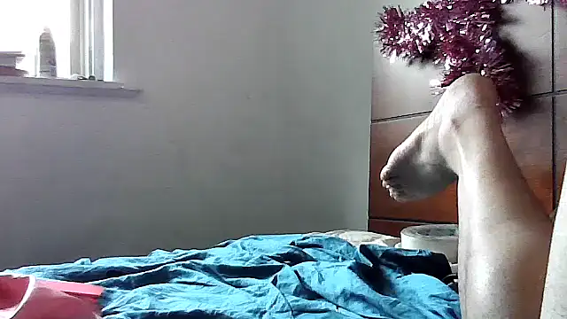Snapshot of kinkyfag94 chatting on 12-21-25, 09:00 kinkyfag94 online show from 12-21-25, 09:00