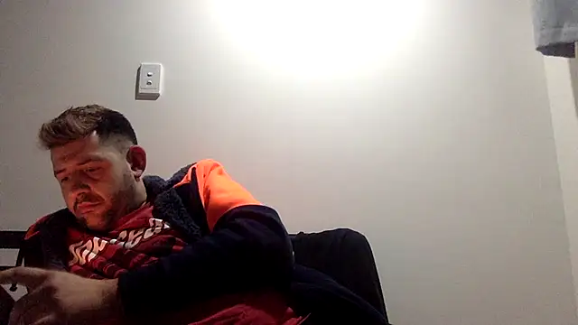 Snapshot of kinkyfag94 chatting on 05-18-26, 07:20 kinkyfag94 online show from 05-18-26, 07:20