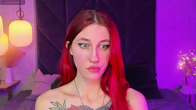 Snapshot of Dita_Redrum chatting on 02-25-25, 11:30 Dita Redrum online show from 02-25-25, 11:30