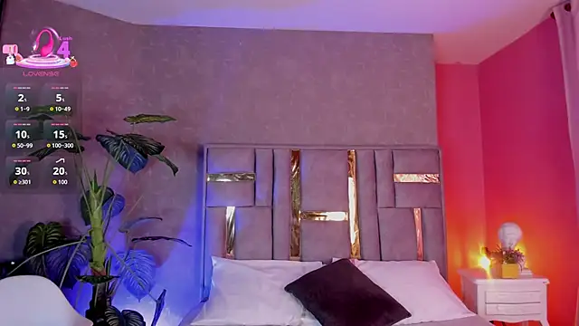 Snapshot of Tyla_Ks chatting on 05-20-26, 07:09 Tyla Ks online show from 05-20-26, 07:09