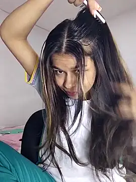 Snapshot of sophia_ramirez12 chatting on 12-02-25, 09:32 sophia ramirez12 online show from 12-02-25, 09:32