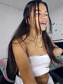 Snapshot of sophia_ramirez12 chatting on 12-14-25, 09:30 sophia ramirez12 online show from 12-14-25, 09:30