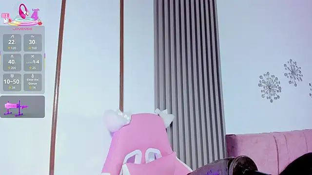 cutie sarax1 online show from 11-22-25, 01:43