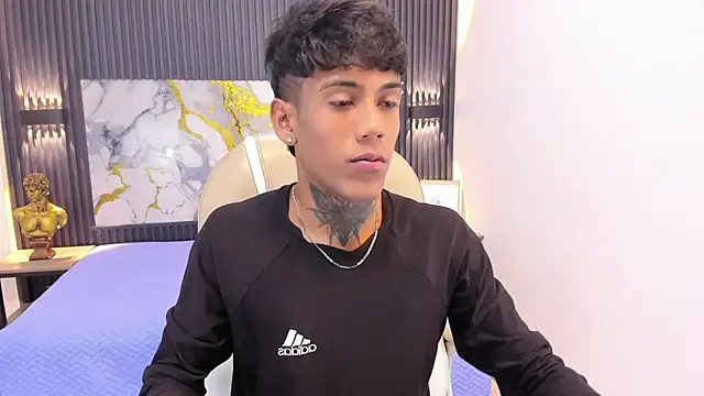 RyanKing19 online show from 09-30-25, 03:22