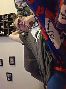 Snapshot of Smallone327 chatting on 03-08-26, 05:11 Smallone327 online show from 03-08-26, 05:11