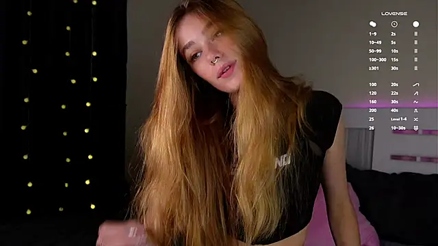 EmilaMills online show from 10-01-25, 11:11