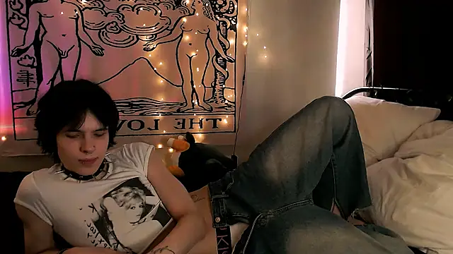 timi-moon online show from 03-16-25, 01:06