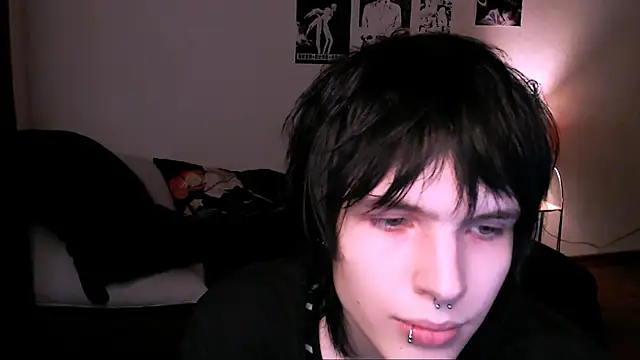 Snapshot of timi-moon chatting on 11-17-25, 07:52 timi-moon online show from 11-17-25, 07:52