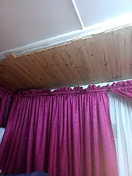 Snapshot of xxTatiannaxx chatting on 11-05-25, 10:10 xxTatiannaxx online show from 11-05-25, 10:10