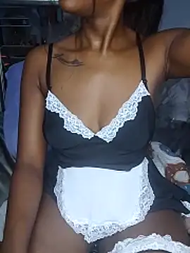Snapshot of xxTatiannaxx chatting on 05-21-26, 12:28 xxTatiannaxx online show from 05-21-26, 12:28