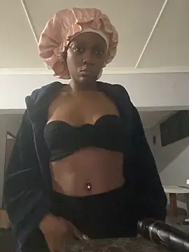 Snapshot of xxTatiannaxx chatting on 06-06-26, 11:42 xxTatiannaxx online show from 06-06-26, 11:42