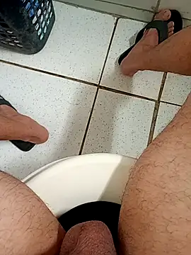 Snapshot of magrinhogostoso696 chatting on 02-08-26, 06:33 magrinhogostoso696 online show from 02-08-26, 06:33