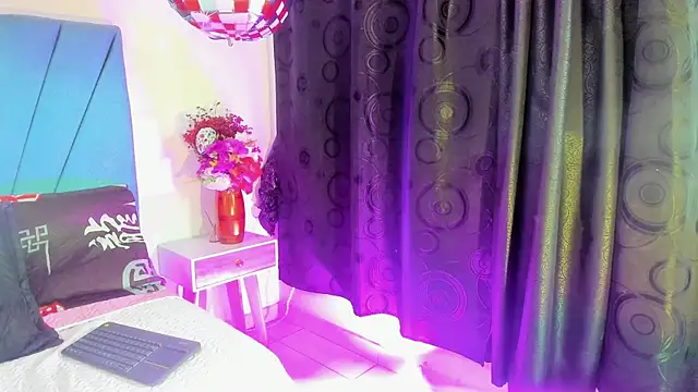 Mariana star1 online show from 04-29-26, 04:16