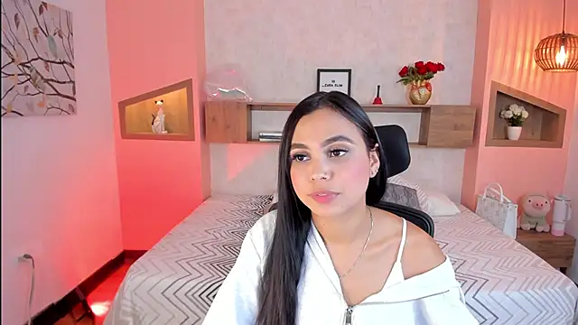Snapshot of Lucia_Brown_ chatting on 03-07-25, 02:56 Lucia Brown  online show from 03-07-25, 02:56