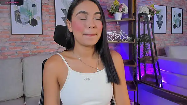 Snapshot of Lucia_Brown_ chatting on 10-25-25, 12:51 Lucia Brown  online show from 10-25-25, 12:51