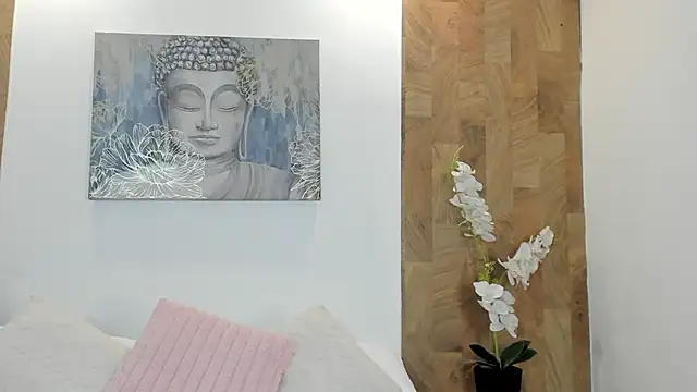 Snapshot of Lucia_Brown_ chatting on 06-05-26, 03:13 Lucia Brown online show from 06-05-26, 03:13
