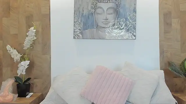 Snapshot of Lucia_Brown_ chatting on 06-09-26, 09:48 Lucia Brown online show from 06-09-26, 09:48