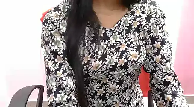 Cute Pihu01 online show from 02-25-25, 07:36