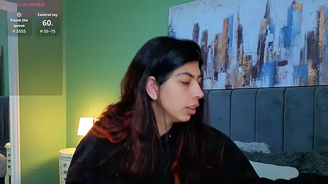 Cassie bloom online show from 04-28-26, 03:44