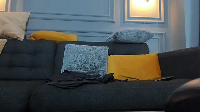 Snapshot of BridgitteBia chatting on 03-04-25, 11:32 BridgitteBia online show from 03-04-25, 11:32