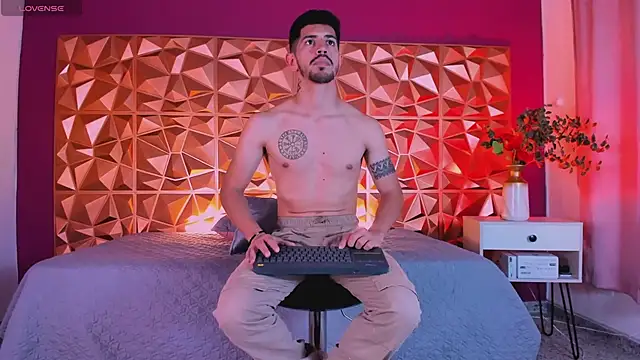 AlejandroStormm online show from 03-04-25, 09:54