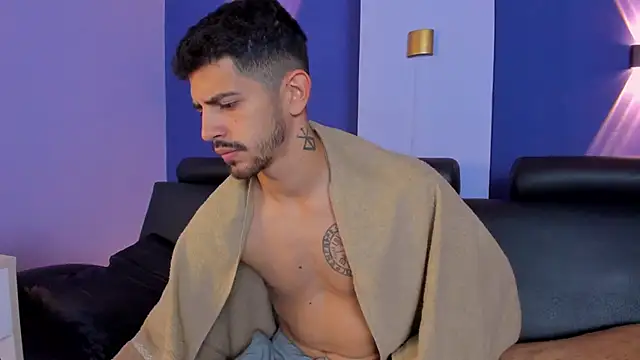 AlejandroStormm online show from 10-07-25, 09:34